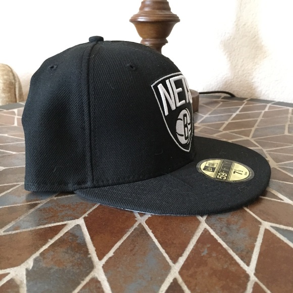 NBA Brooklyn Nets New Era fitted hat - Picture 2 of 4